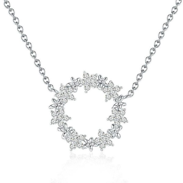 Gypsophila Shining Round Necklace