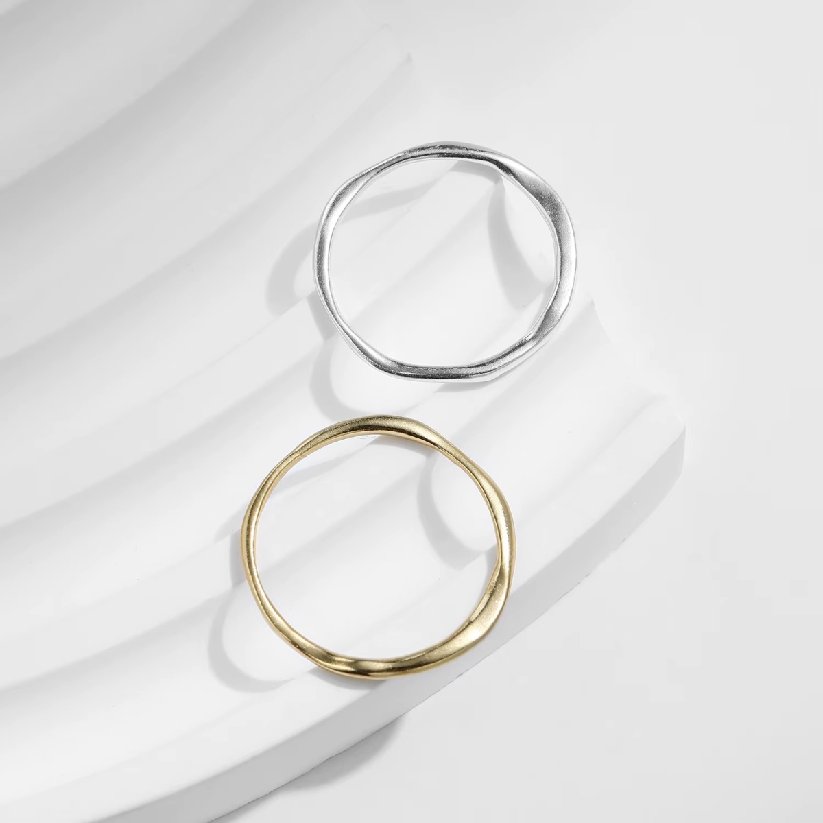 Ripple Wave Minimalist Band Ring - Image 4