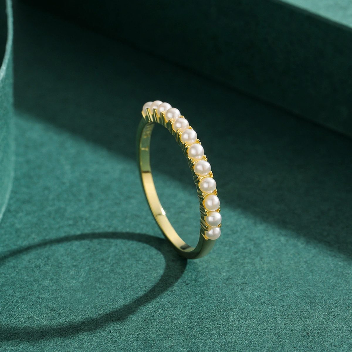 Pearl Crown Band Ring - Image 3